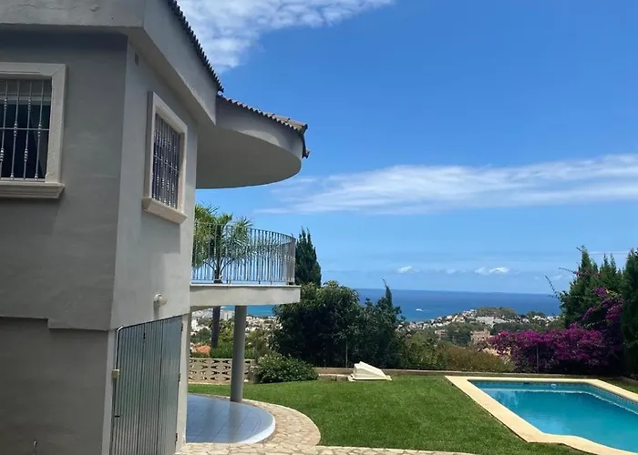 Paz Y Vista Encantadora